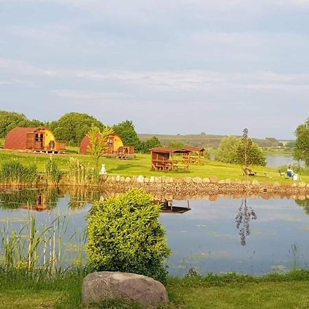 Camp Genys Hotel Jurbarkas Kültér fotó