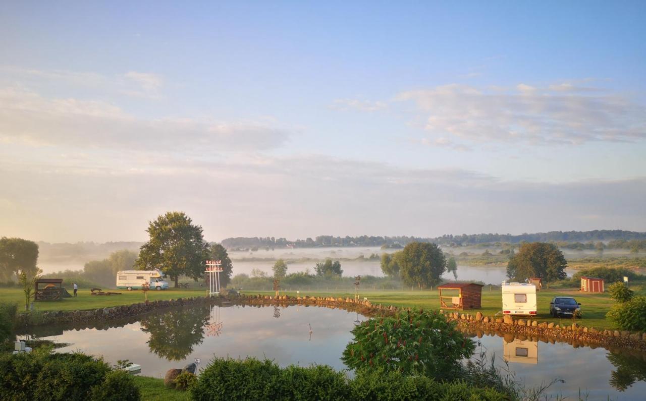 Camp Genys Hotel Jurbarkas Kültér fotó