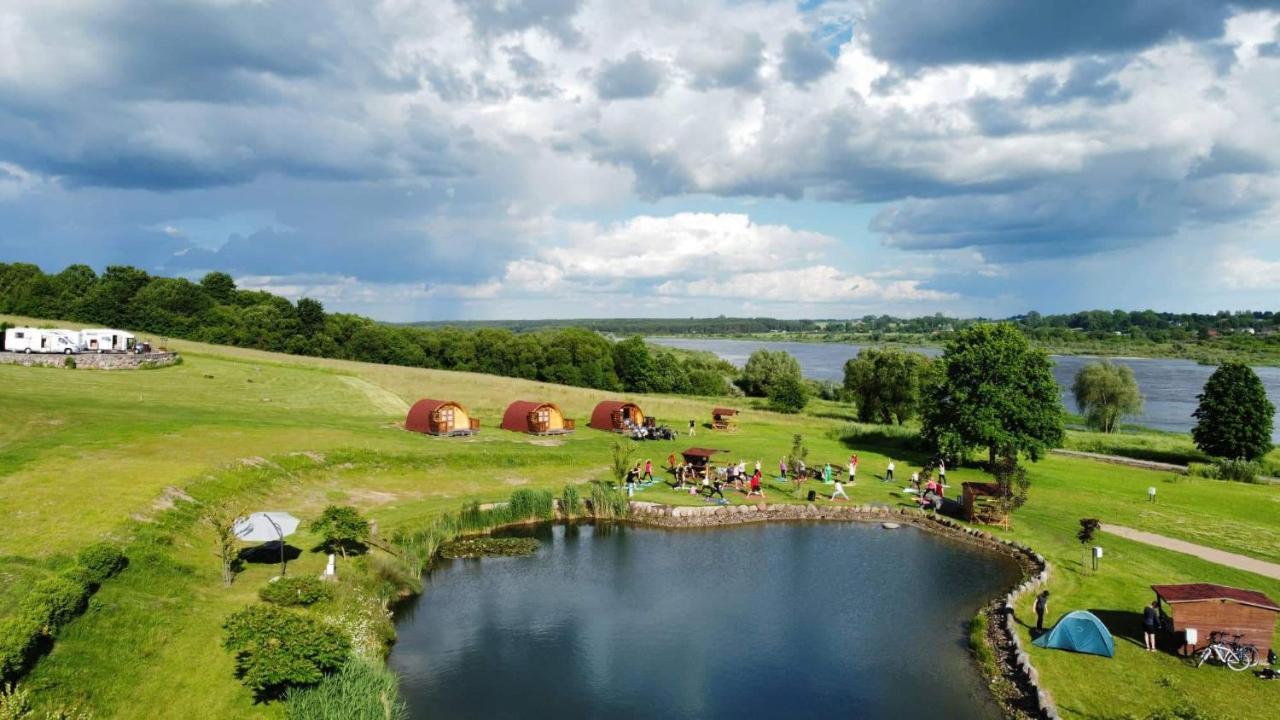 Camp Genys Hotel Jurbarkas Kültér fotó